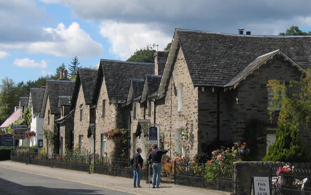 Pitlochry houses